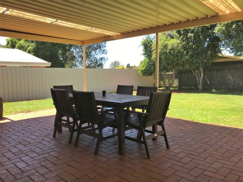 26 Claret Street, Wilsonton Heights QLD 4350