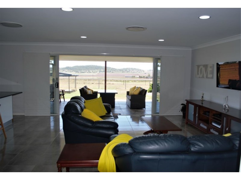 113 Blackwell Road, Westbrook QLD 4350