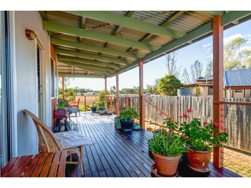 Unit 2, 31 Talgai Street, Leyburn QLD 4365