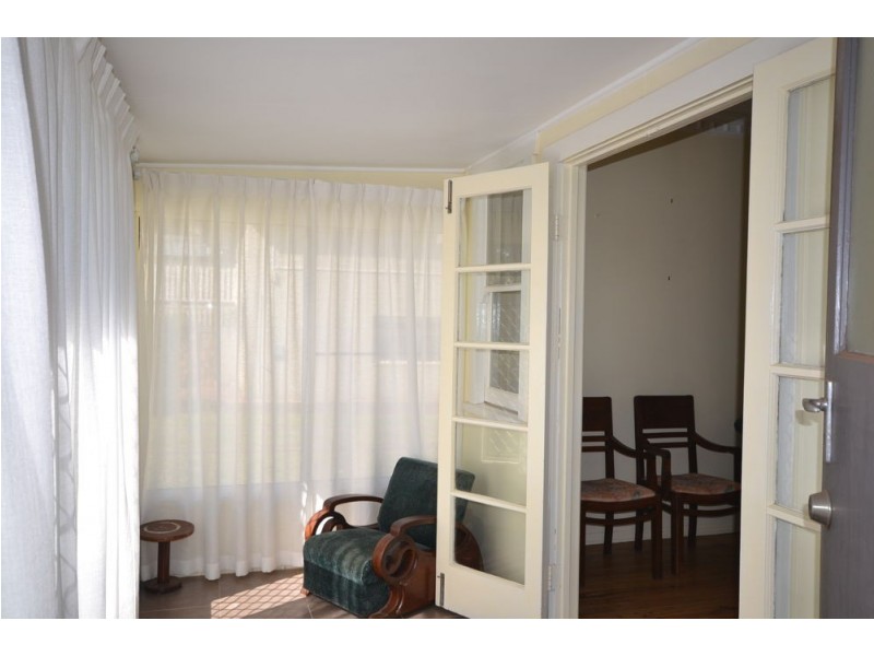 280 Alderley Street, Centenary Heights QLD 4350