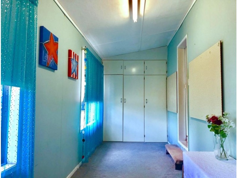 22 Geisel Street, Dalby QLD 4405