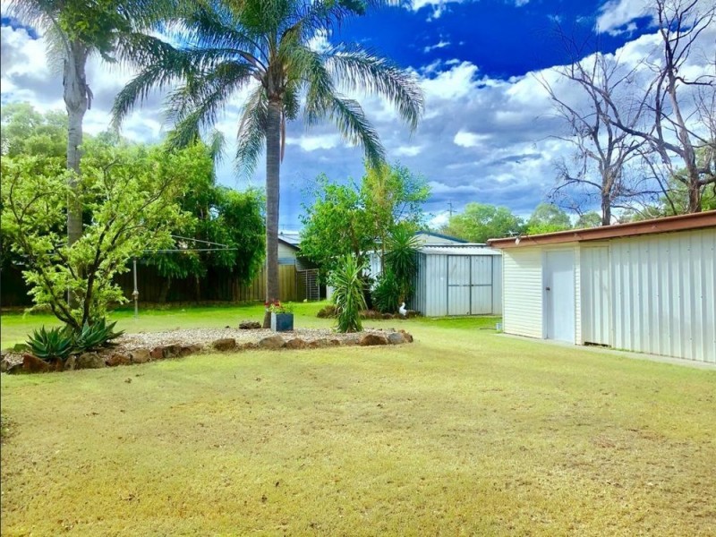 22 Geisel Street, Dalby QLD 4405