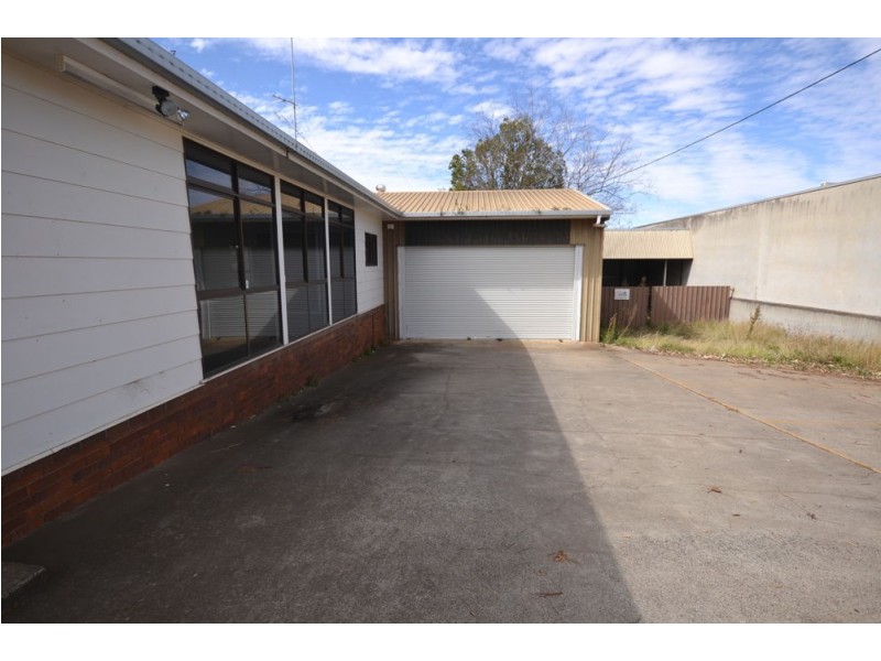 6 Stradbroke Street, Rockville QLD 4350