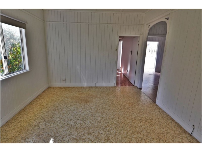 173 Jellicoe Street, Newtown QLD 4350