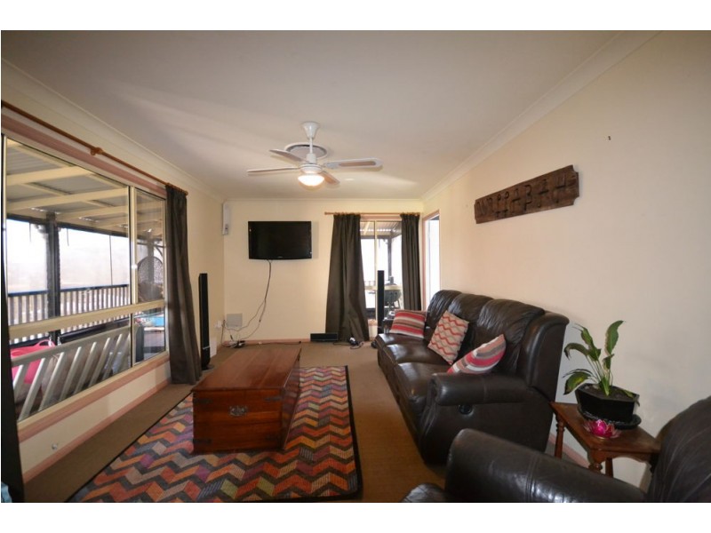 10 Bunya Pine Drive, Hodgson Vale QLD 4352