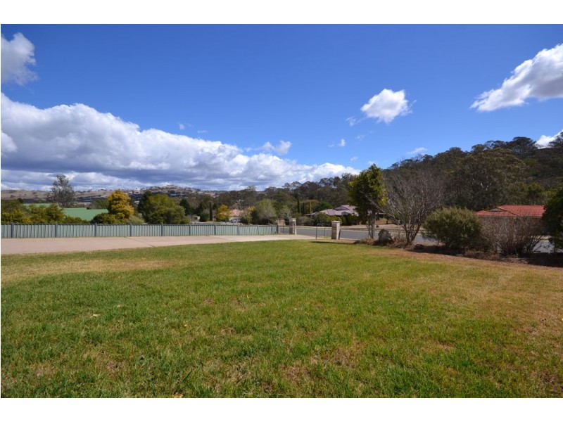 10 Bunya Pine Drive, Hodgson Vale QLD 4352