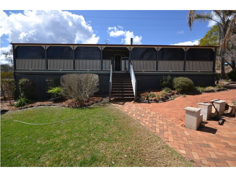 10 Bunya Pine Drive, Hodgson Vale QLD 4352