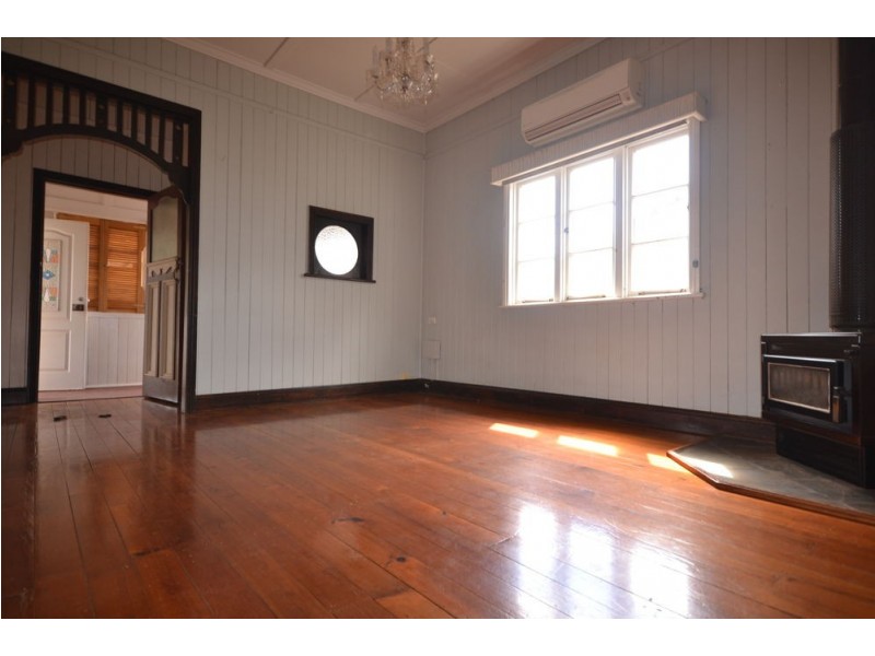 56 Haig Street, South Toowoomba QLD 4350
