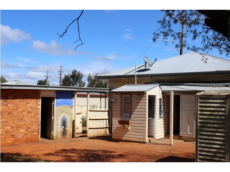 56 Haig Street, South Toowoomba QLD 4350