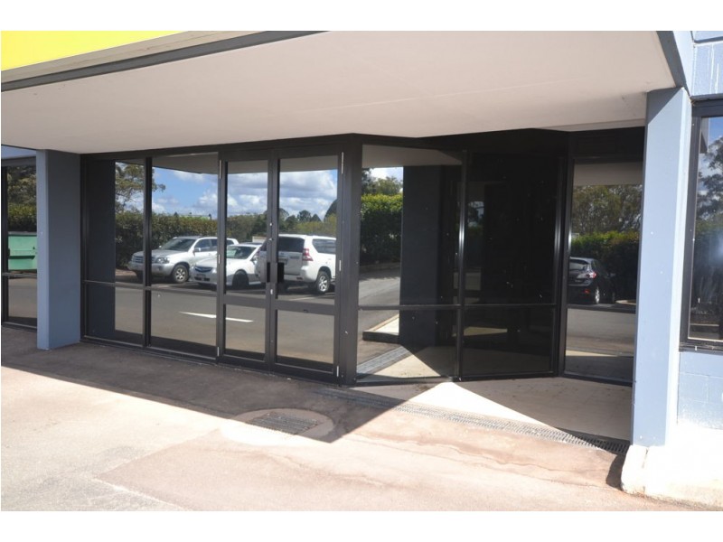 Suite 3 / 4 Tourist Road, East Toowoomba QLD 4350