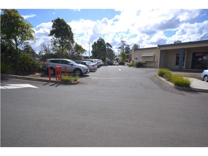 Suite 3 / 4 Tourist Road, East Toowoomba QLD 4350