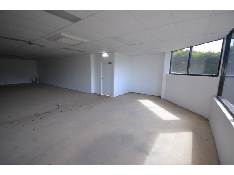 Suite 3 / 4 Tourist Road, East Toowoomba QLD 4350