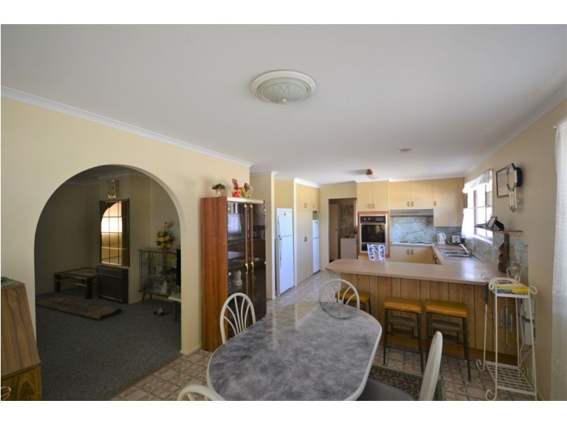 13 Zoe Court, Centenary Heights QLD 4350