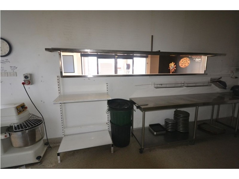 Shop 6 | 131 Anzac Avenue, Newtown QLD 4350