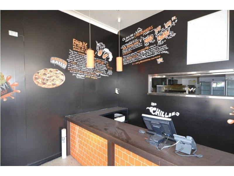 Shop 6 | 131 Anzac Avenue, Newtown QLD 4350