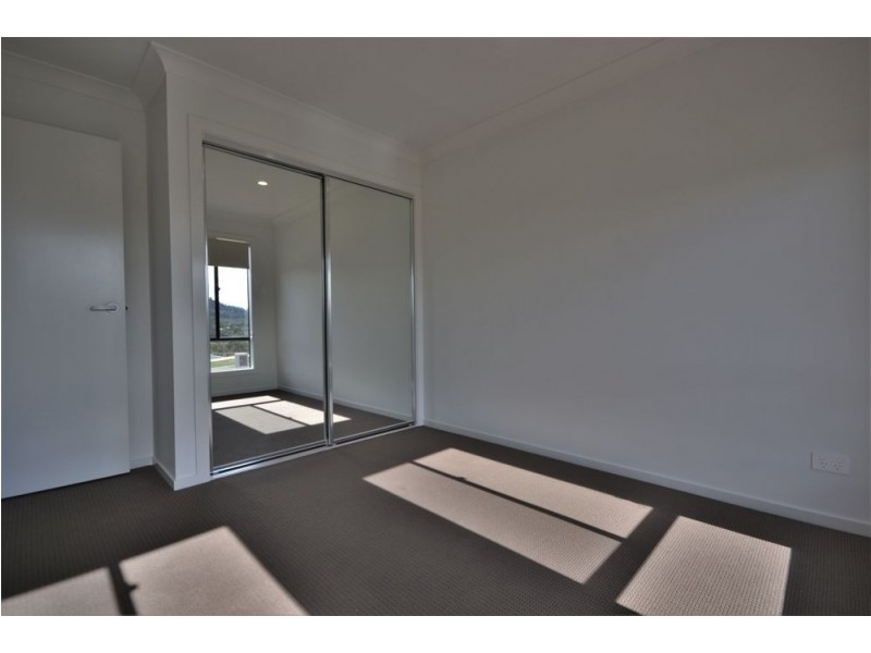 2/21 Mcinnes Crescent, Glenvale QLD 4350