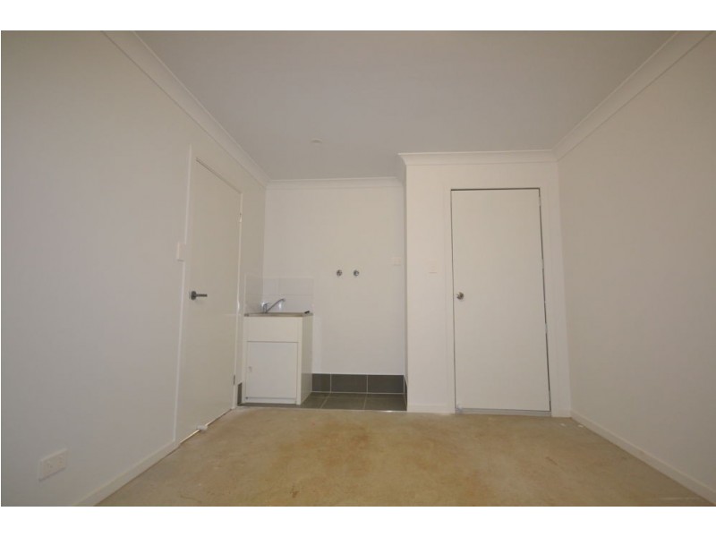 2/21 Mcinnes Crescent, Glenvale QLD 4350