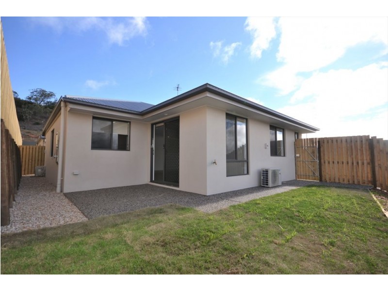 2/21 Mcinnes Crescent, Glenvale QLD 4350