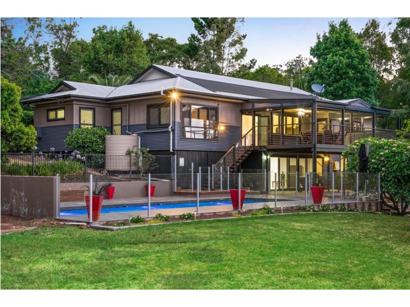 22 Murphys Creek Road, Blue Mountain Heights QLD 4350