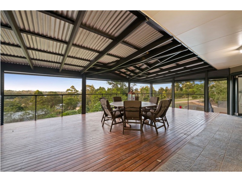 22 Murphys Creek Road, Blue Mountain Heights QLD 4350