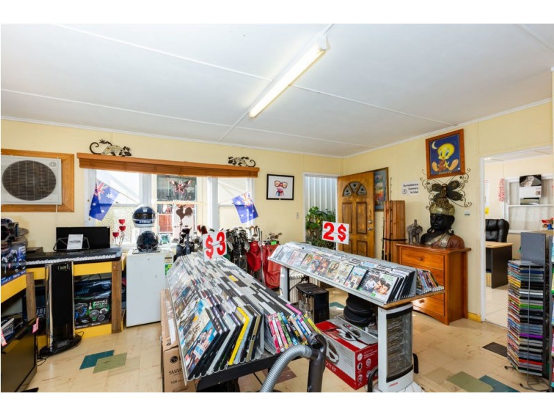 130 Ruthven Street, Harlaxton QLD 4350