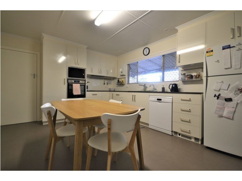 32 McCafferty Street, Wilsonton QLD 4350