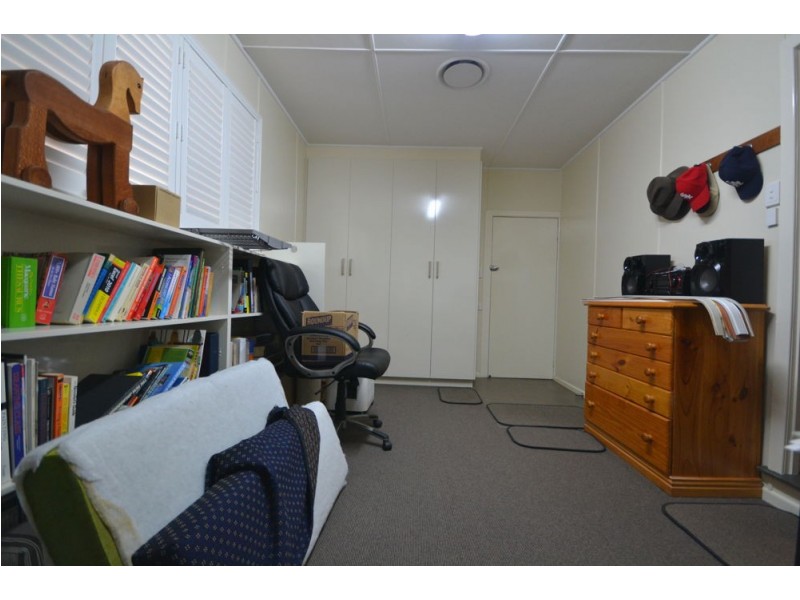 32 McCafferty Street, Wilsonton QLD 4350