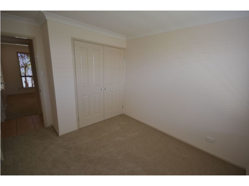 20 Sweetapple Crescent, Centenary Heights QLD 4350