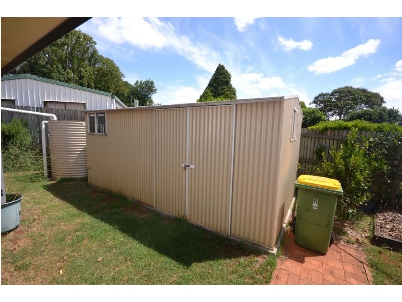 20 Sweetapple Crescent, Centenary Heights QLD 4350