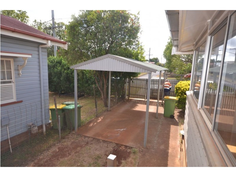 237 Hume Street, South Toowoomba QLD 4350