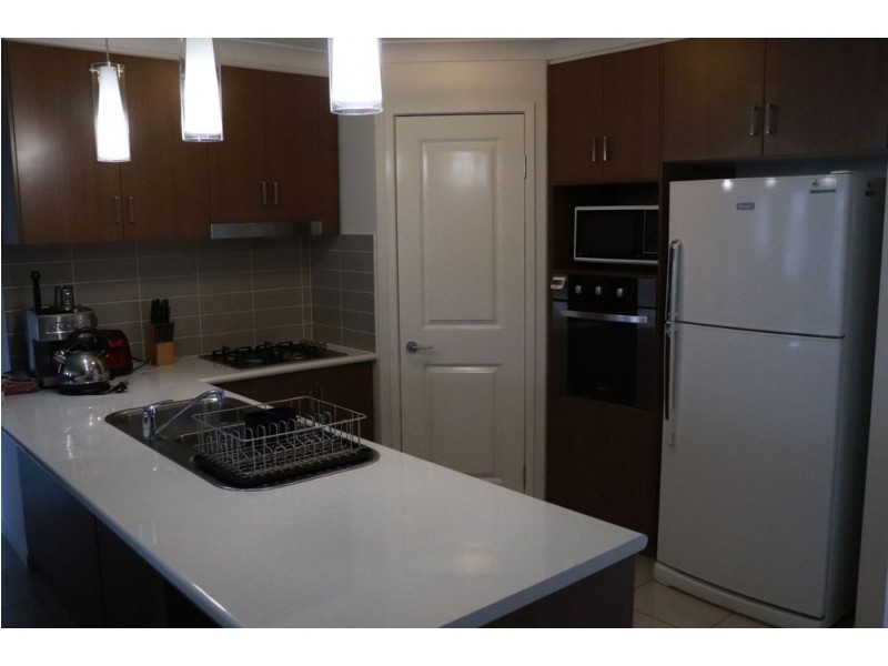 25 Opperman Drive, Kearneys Spring QLD 4350