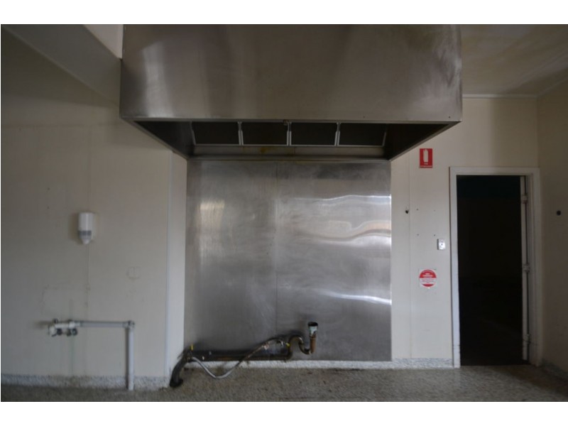 Shop 1 / 8 Hume Street, North Toowoomba QLD 4350