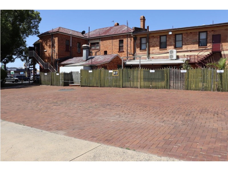 633 Ruthven Street, South Toowoomba QLD 4350
