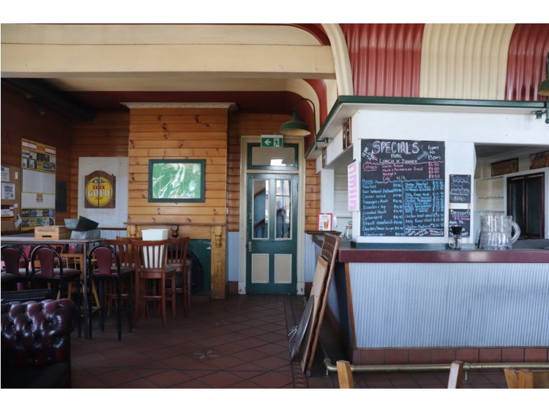 633 Ruthven Street, South Toowoomba QLD 4350
