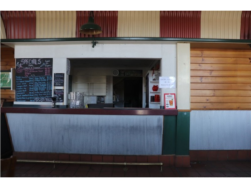 633 Ruthven Street, South Toowoomba QLD 4350