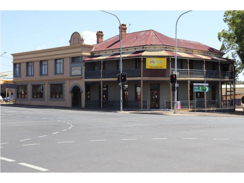 633 Ruthven Street, South Toowoomba QLD 4350