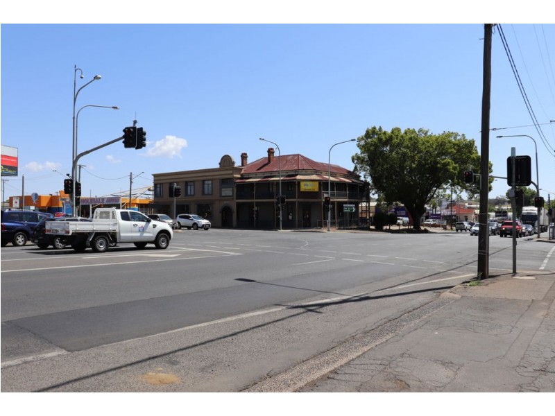 633 Ruthven Street, South Toowoomba QLD 4350