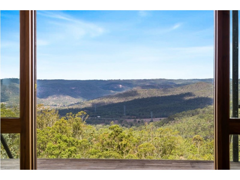 18 Silver Pinch Road, Upper Flagstone QLD 4344