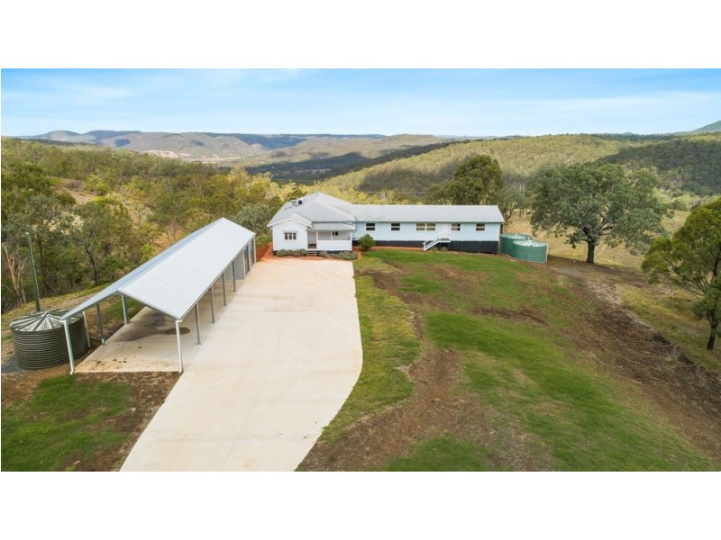 18 Silver Pinch Road, Upper Flagstone QLD 4344