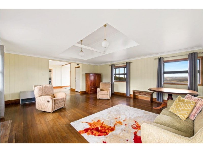 18 Silver Pinch Road, Upper Flagstone QLD 4344
