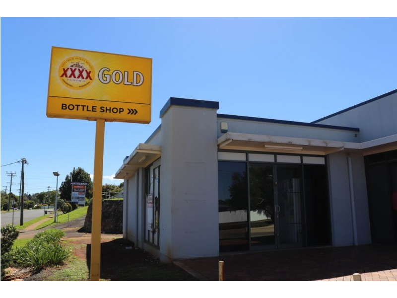 Shop 17 / 8 Hume Street, North Toowoomba QLD 4350