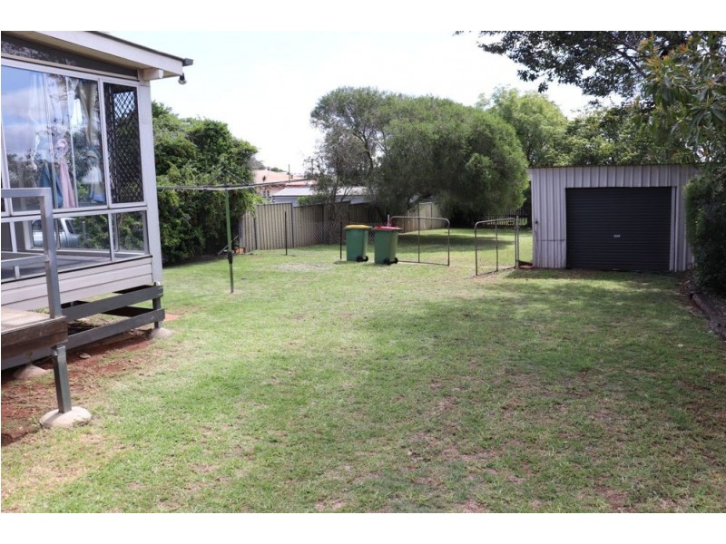 193 Taylor Street, Wilsonton QLD 4350