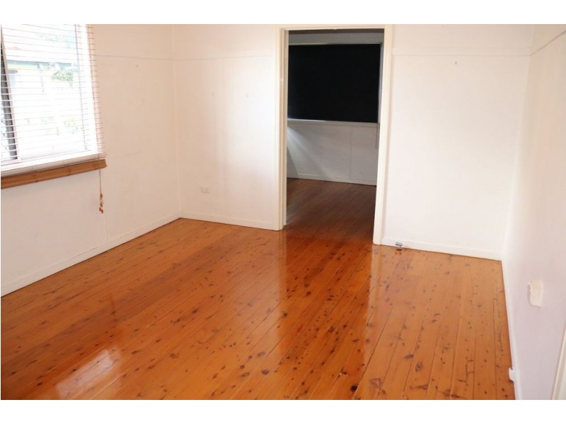 193 Taylor Street, Wilsonton QLD 4350