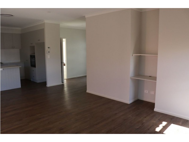 1/224 Hume Street, South Toowoomba QLD 4350