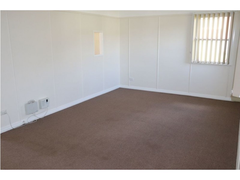 29 Perry Street, Harlaxton QLD 4350