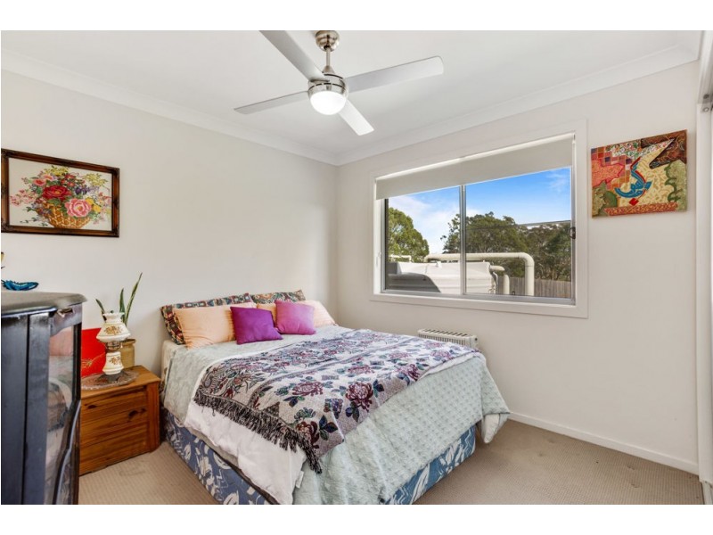 33 Westview Drive, Mount Kynoch QLD 4350