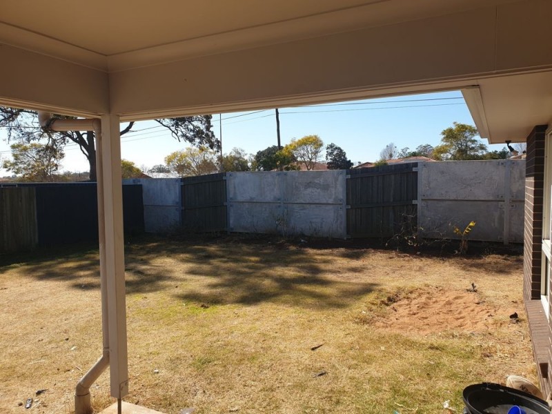 39 Entabeni Drive, Kearneys Spring QLD 4350