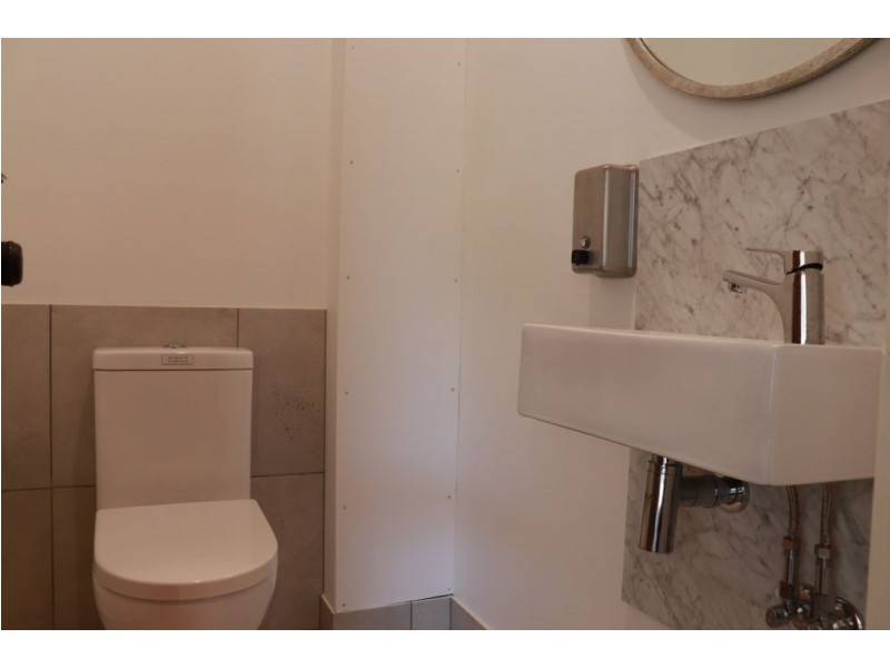 Suite 6 / 49 Raff Street, Toowoomba City QLD 4350