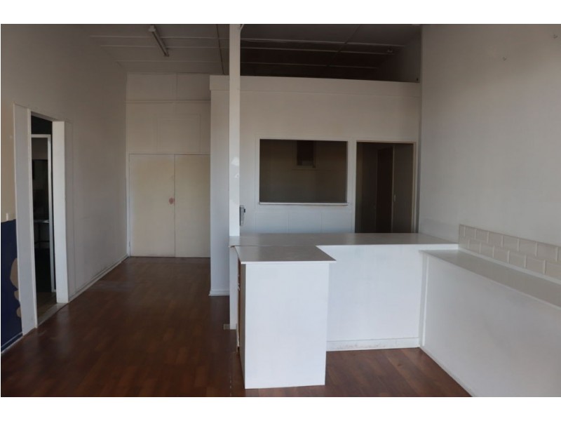 Shop 3 / 209 James Street, Toowoomba City QLD 4350