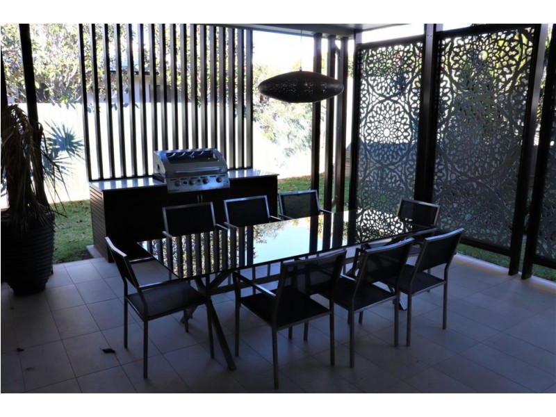 82 Spring Street, Middle Ridge QLD 4350